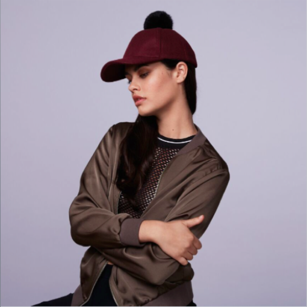 Maroon baseball cap hotsell